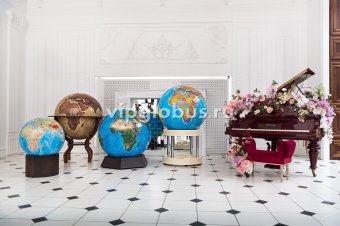 Политический глобус Земли на подставке из стеклопластика, d=95 см