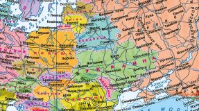 Политический глобус Земли на подставке-тумбе из пластика, d=64 см